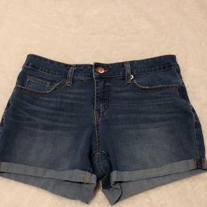 Cute jean shorts